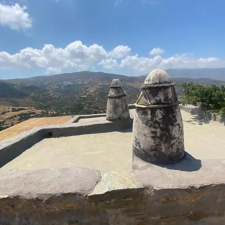Alonaki Tinos House بيت للعطل