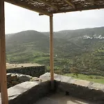 Alonaki Tinos House *