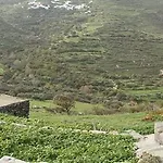 Alonaki Tinos House *